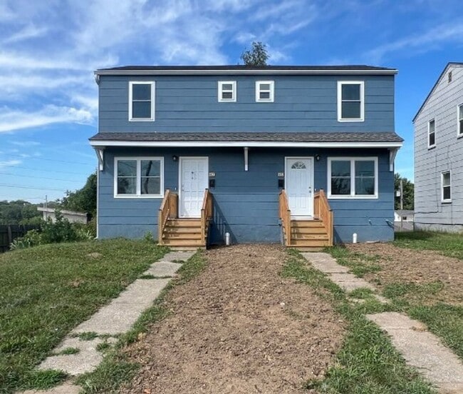 Building Photo - Modern 2-Bed, 1-Bath Duplex with Garage & ... Rental