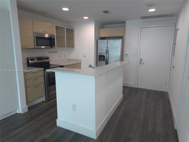 Photo - 350 NE 24th St Unit 1008