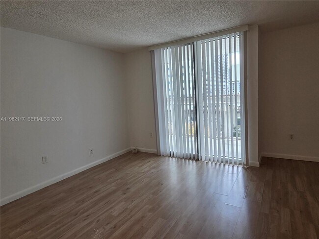 Photo - 850 N Miami Ave Unit W-605