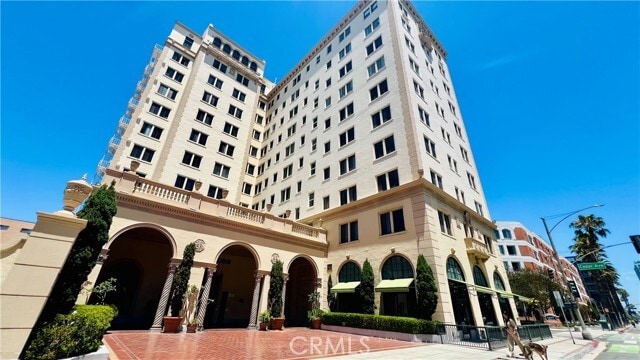Building Photo - 315 W 3rd St Unit 711 Rental