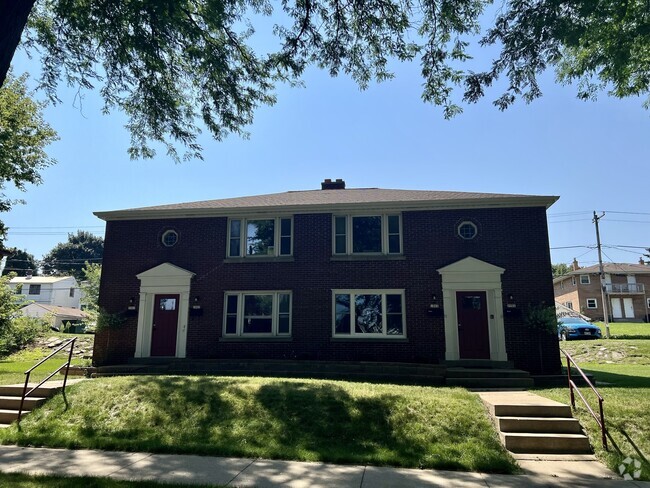 Building Photo - 1901 E Oklahoma Ave Unit 1901 Rental