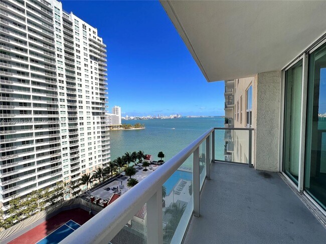 Building Photo - 1155 Brickell Bay Dr Unit 1602
