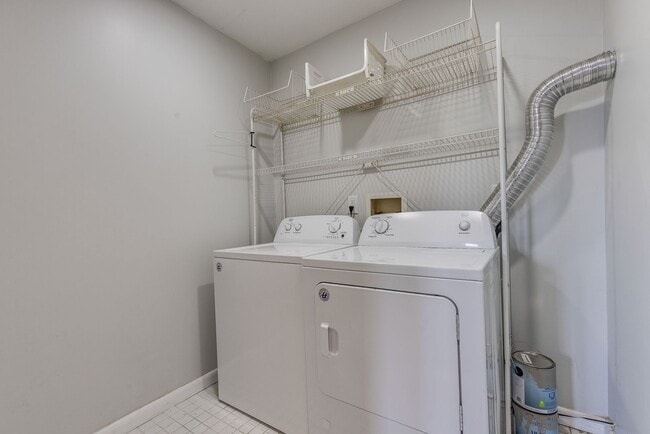 Photo - 708 E Warrington Ave Unidad Apt 1