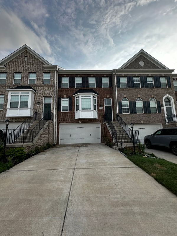 Building Photo - 15348 Ballerina Lp