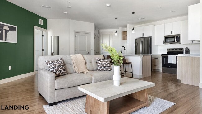 Building Photo - 18111 La Cantera Terrace