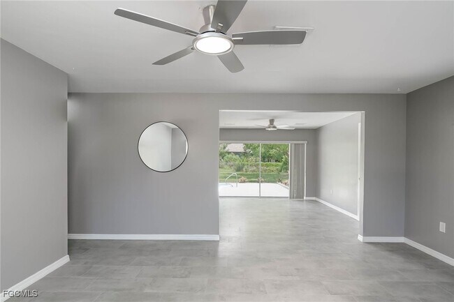 Photo - 409 SW 44th St