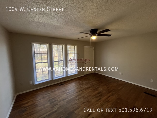 Photo - 1004 W Center St