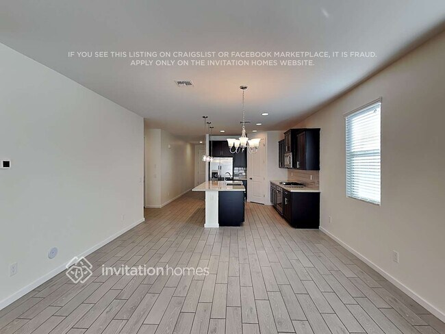 Photo - 17660 W Fetlock Trl