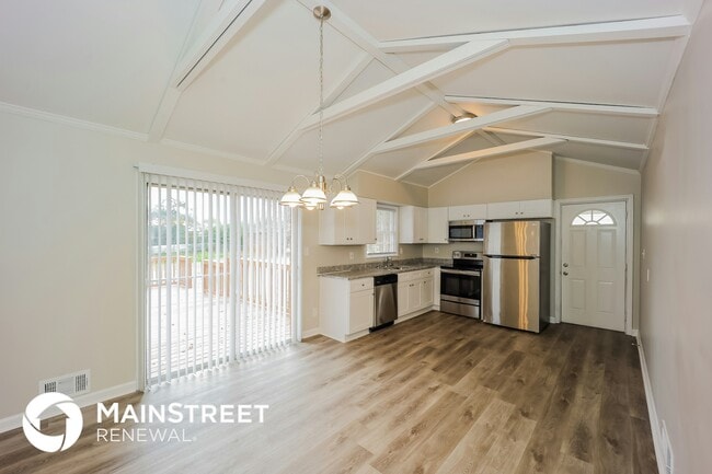 Photo - 6937 Doncaster Rd