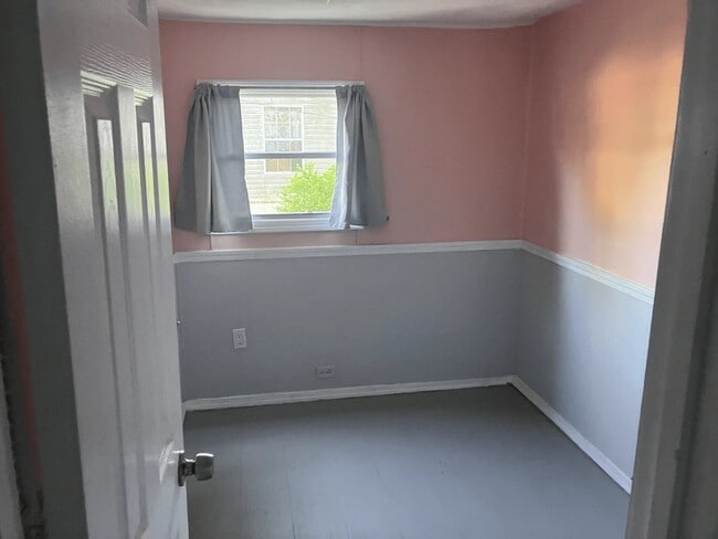 Photo - 5221 Statler Ave