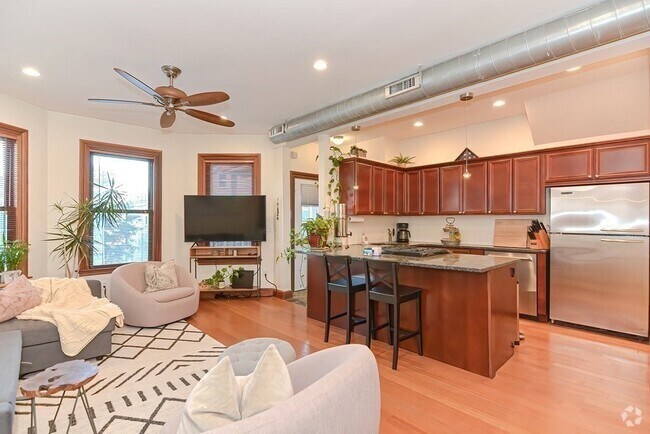 Building Photo - 176 Hillside St Unit 101 Rental