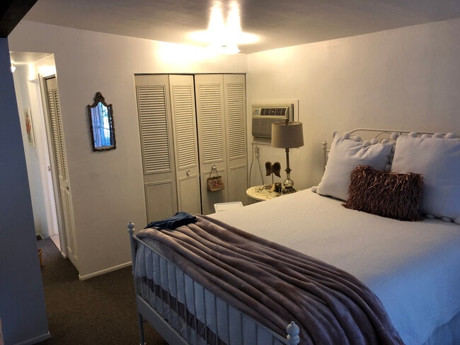 Photo - Carriage House