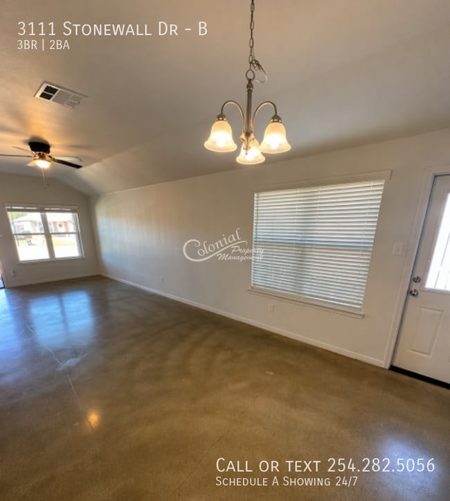Photo - 3111 Stonewall Dr