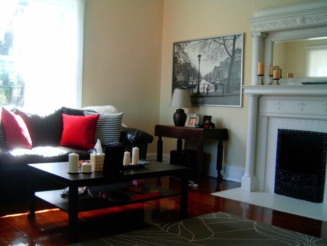 Living Room - The Roanoke