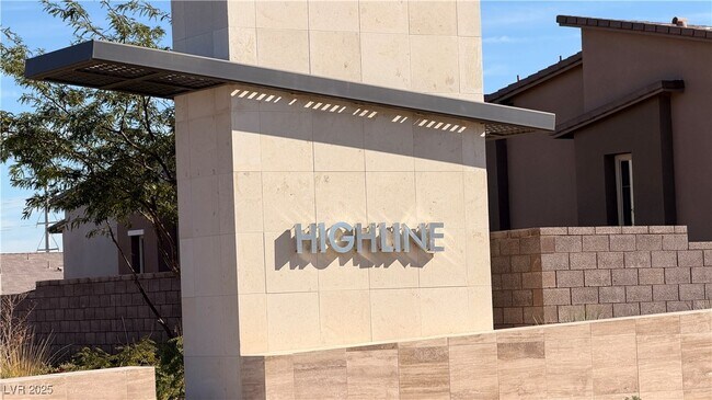 Photo - 600 N Carriage Hill Dr