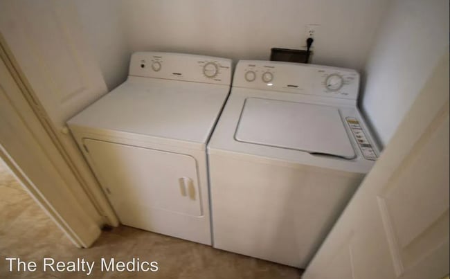 Photo - 2709 Shadybranch Dr