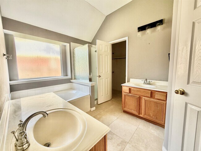 Photo - 8815 Champion Springs Cir