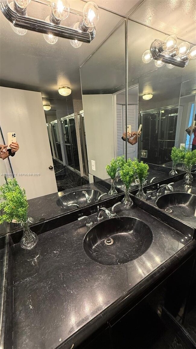 Photo - 9800 W Bay Harbor Dr Unit 509