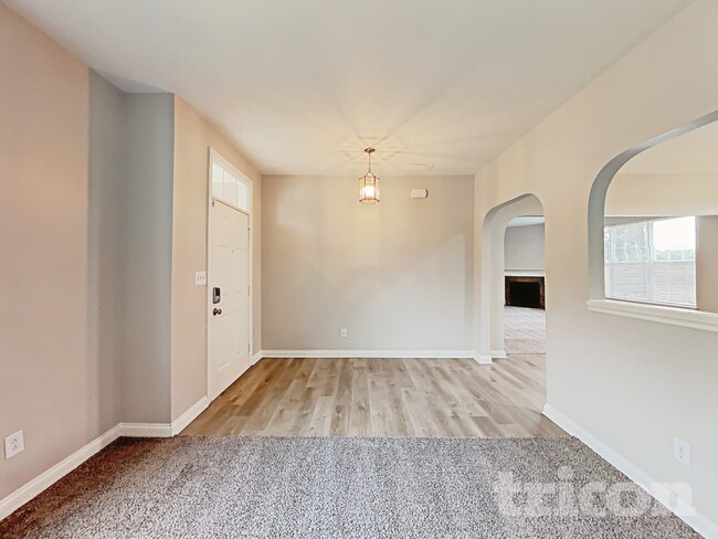 Photo - 2619 Harshaw Ct