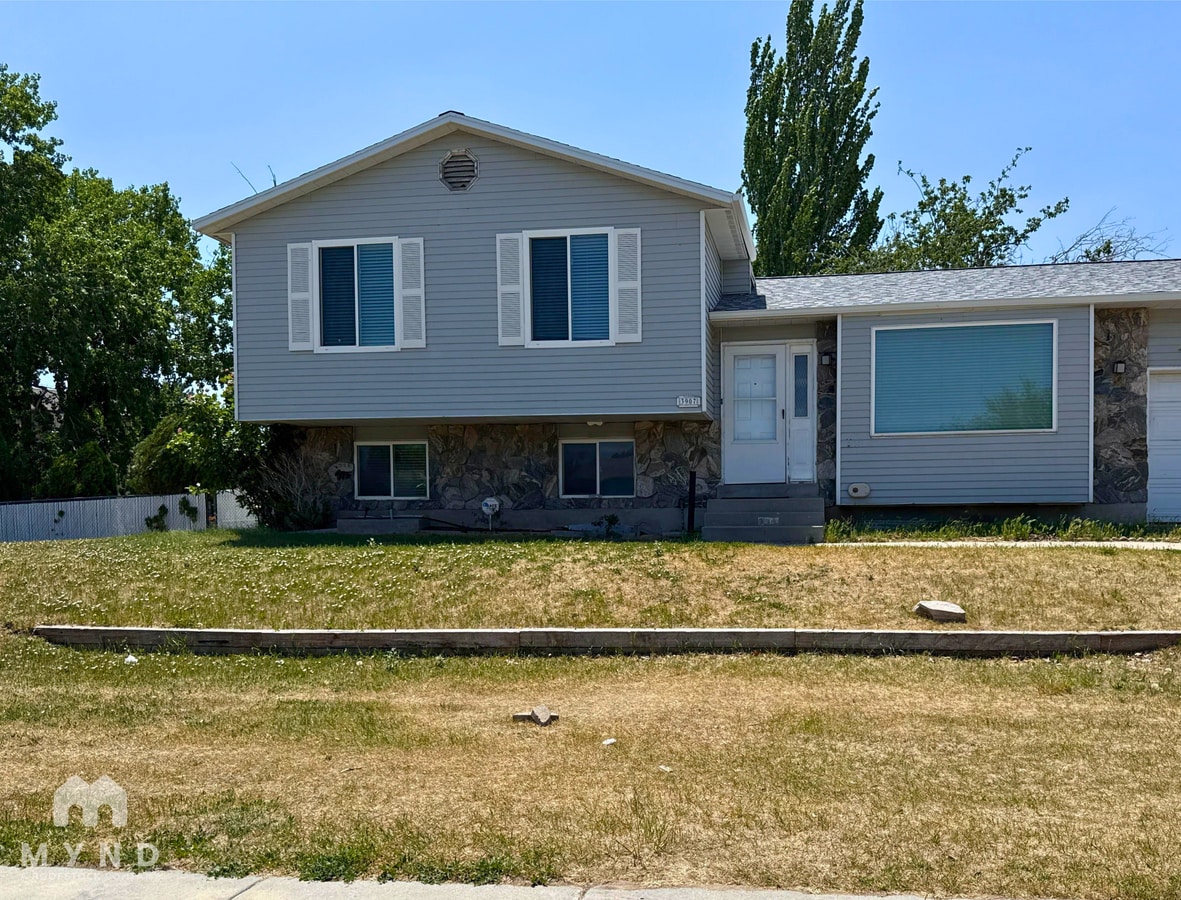 Photo - 3907 W 8010 S House