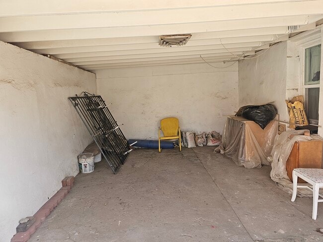 Covered Porch - 504 Cincinnati Ave Unit Rear