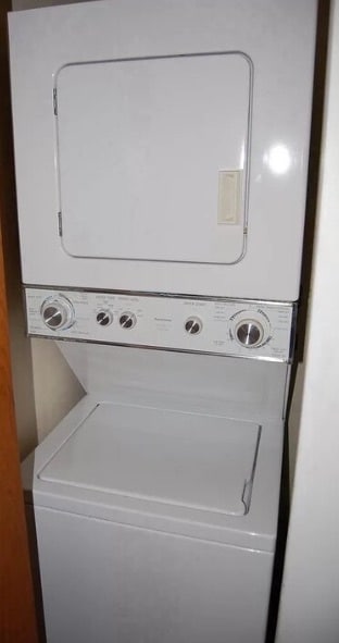 2050 Holiday Rd Unit # C4
