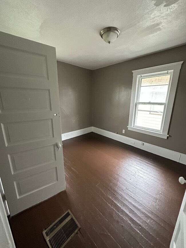 Photo - Cleveland East Side Single Home