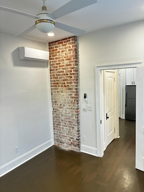 Photo - 2738 Riverside Ave