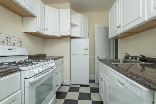 Photo - 17 Forest St Unit 44B