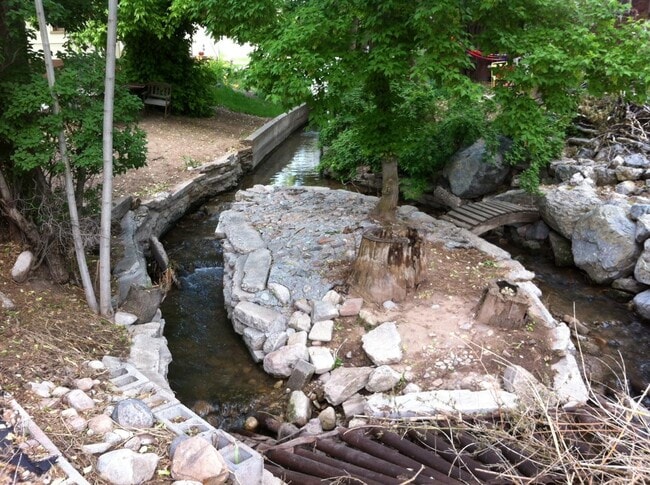 unidad trasera de corriente - 1110 S 900 E Unidad 1110