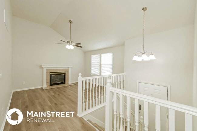 Photo - 11015 N Lewis Ave