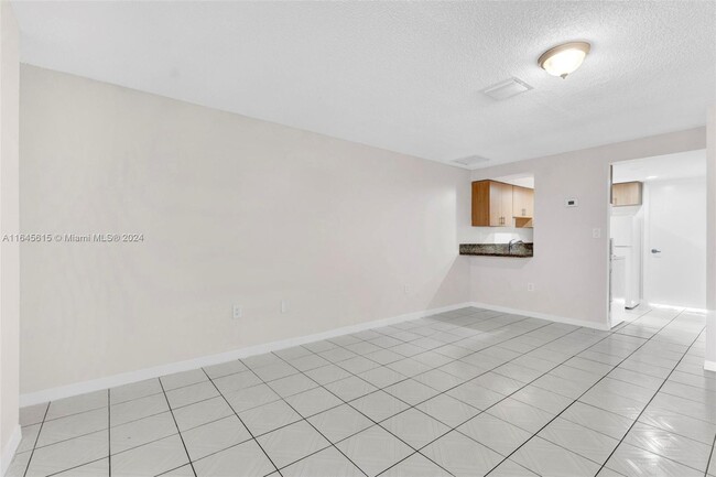 Photo - 777 SW 9th Ave Condominio Unidad 520