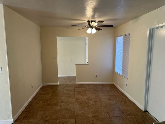 Photo - 2902 S University St