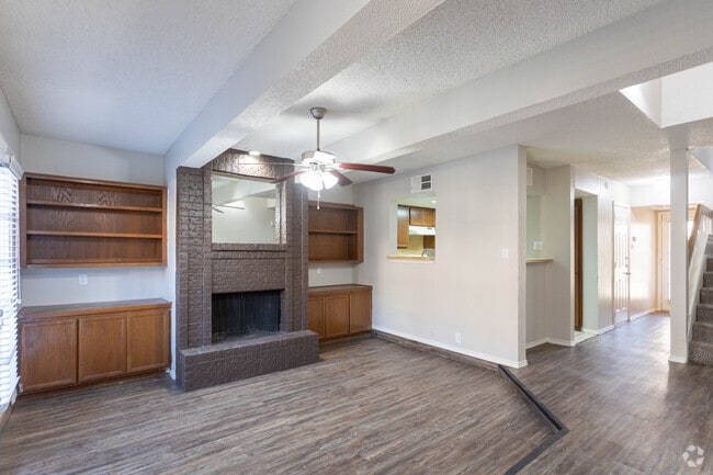 2BR 2.5BA - 1,305