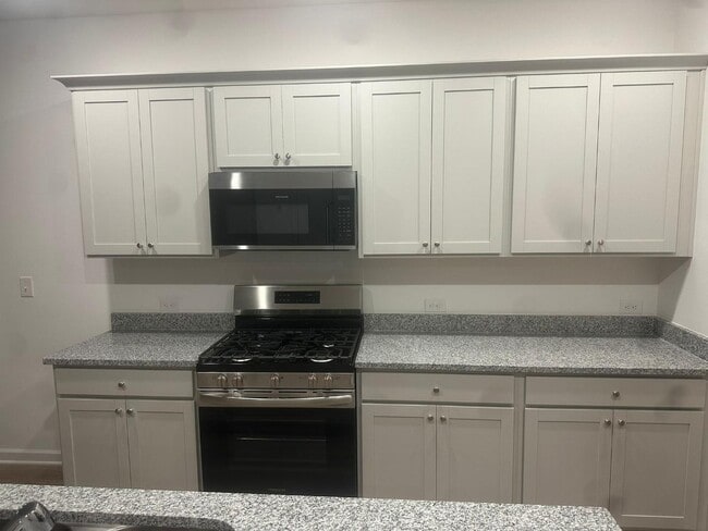 Photo - 2482 Van Fleet Cir