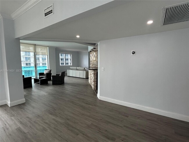 Photo - 4001 S Ocean Dr Unidad PH11