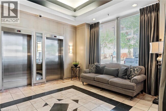 Photo - 430 Pearl St Unité 410