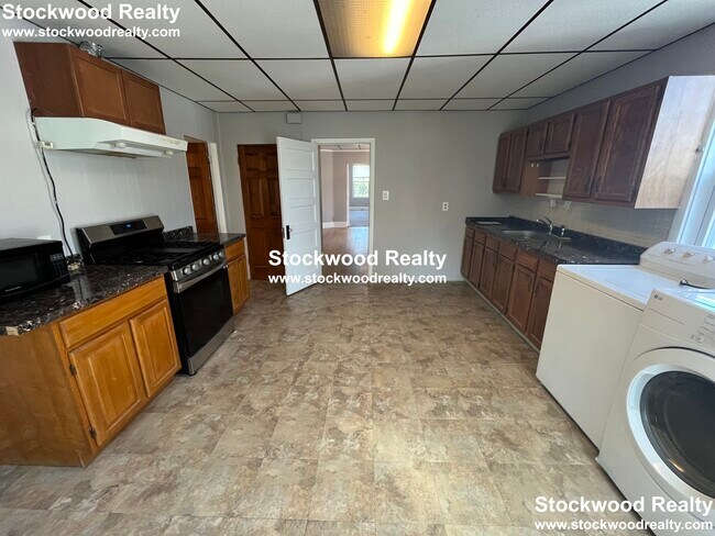 Photo - 14 Washburn St Unit 3