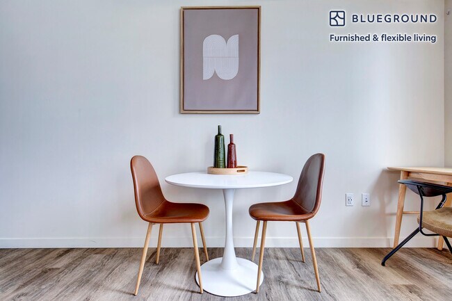 Photo - 11011 NE 9th St Unidad FL11-ID234