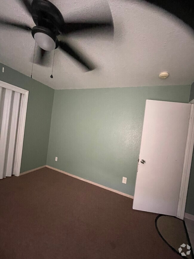 Building Photo - 12066 Idaho Ave Unit Casita #1 Rental