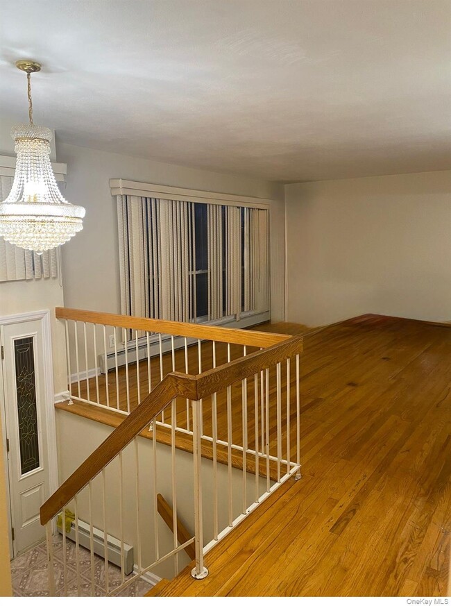 Photo - 400 Newbridge Rd