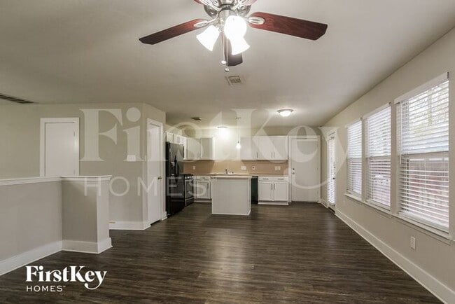 Photo - 17107 Scuttle Way