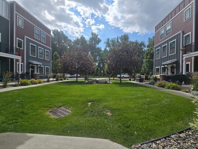 Photo - Beautiful 2 bed 1.5 bath townhome