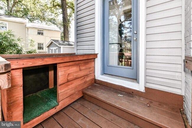 Photo - 1028 S Edison St