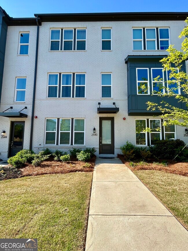 Photo - 2540 Mountain Ash Ln