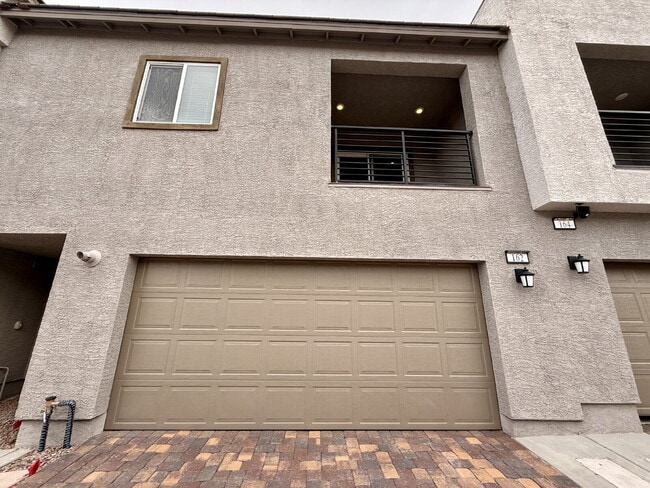 Photo - 3 BED 2.5 BATH 2 BALCONY 2 CAR GARAGE TOWNHOUSE IN HENDERSON FOR RENT!!