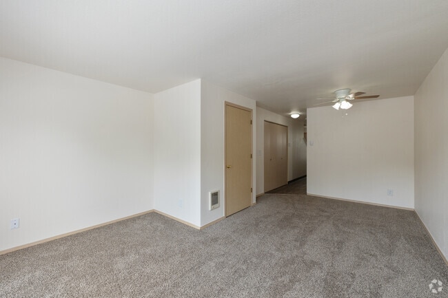 2BR, 1.5BA - 900SF - Living Room
