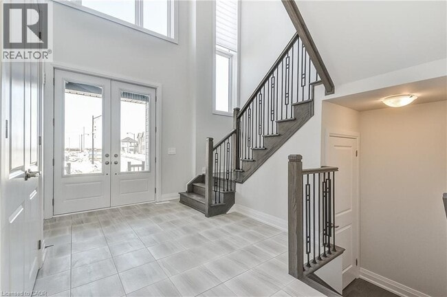 Photo - 35 Walters St