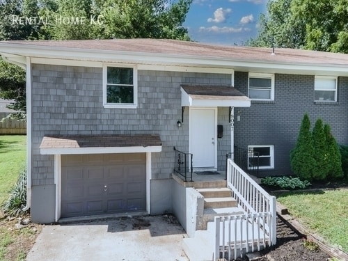 Building Photo - 9007 W 78th Cir Rental