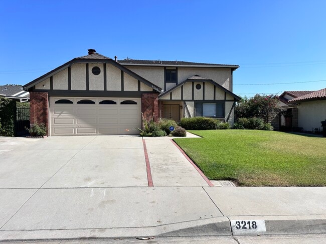 Building Photo - 3218 Tannencrest Dr Rental